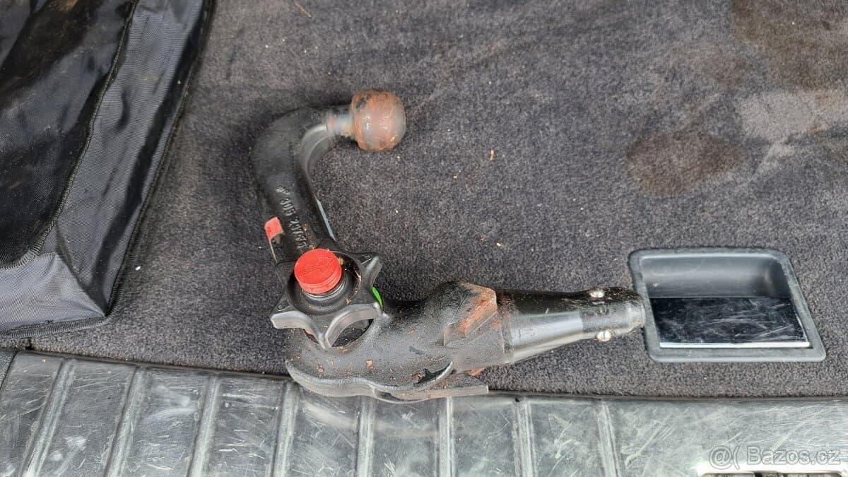 2005 Porsche CAYENNE - 12