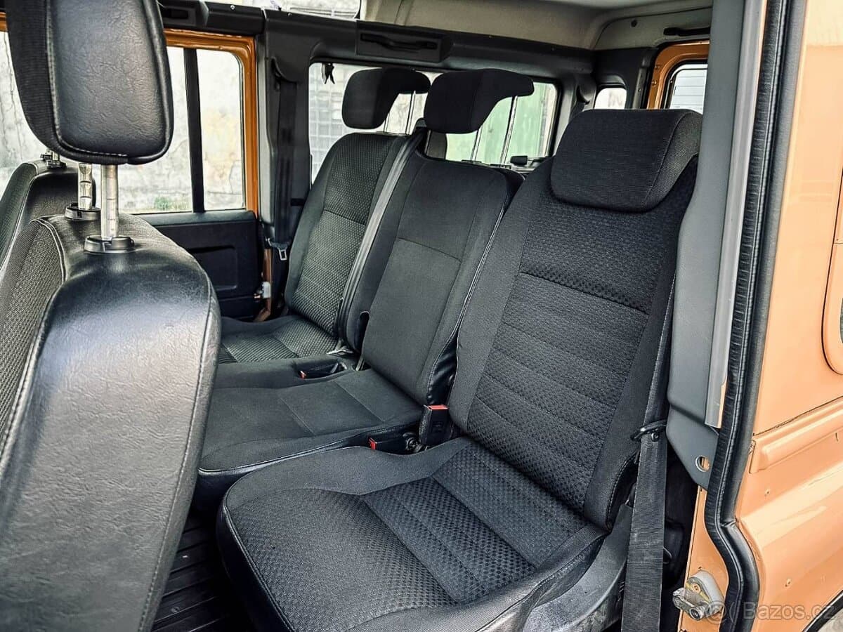 2007 Land Rover DEFENDER - 12