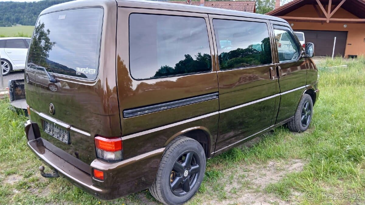 Volkswagen MULTIVAN - 12