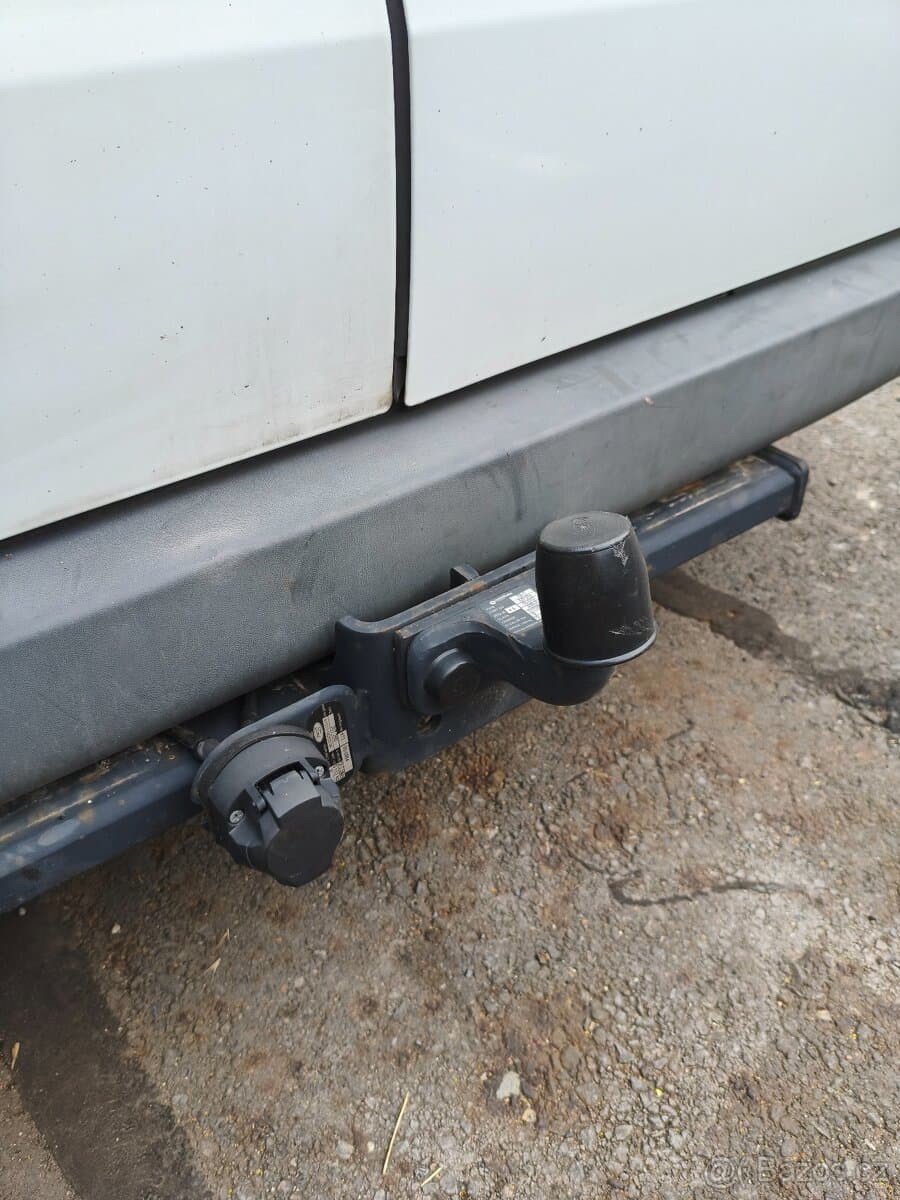 2011 Ford TRANSIT - 12