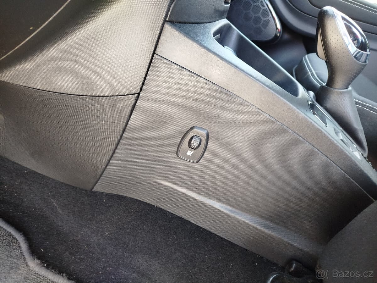 2017 Renault ZOE - 12