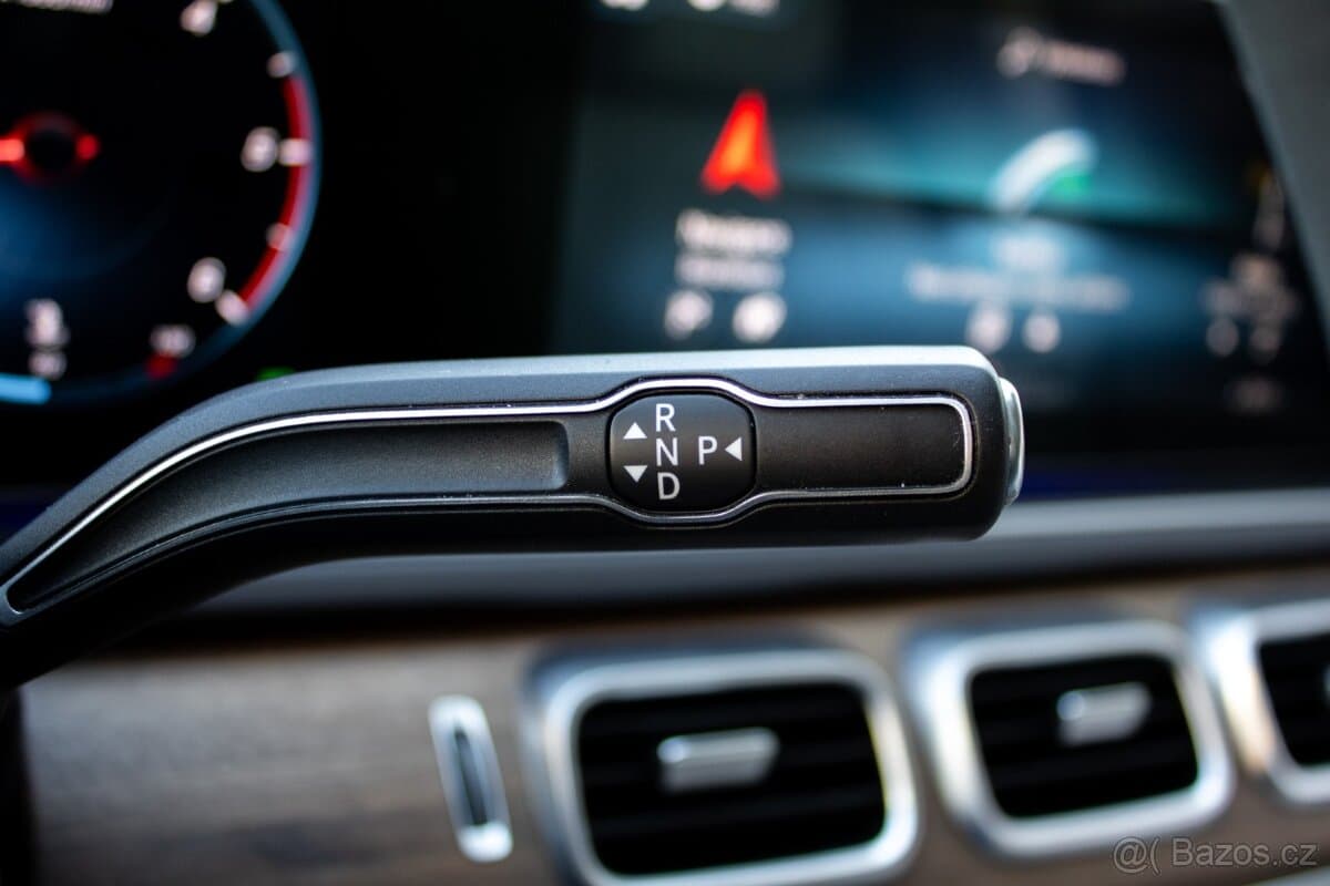 2019 Mercedes-Benz GL - 12