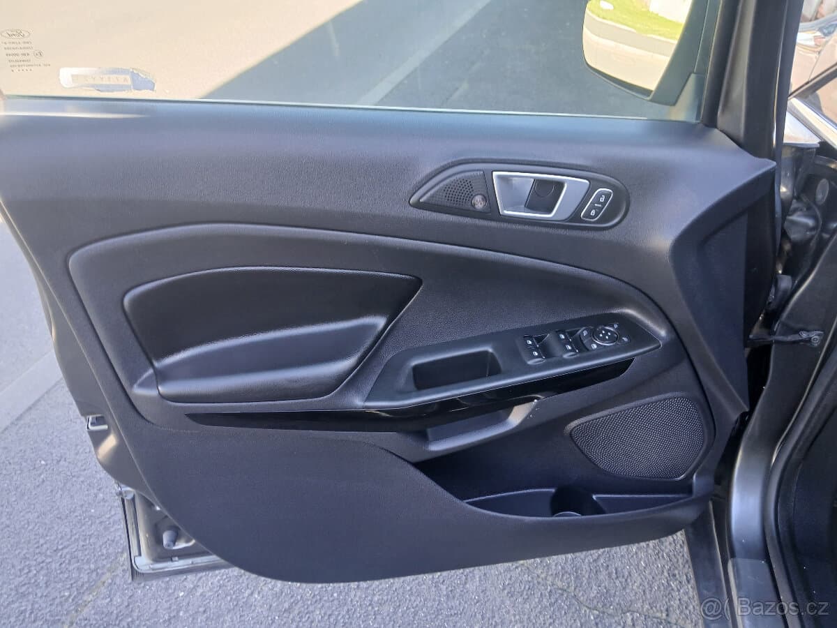 2018 Ford ECOSPORT - 12