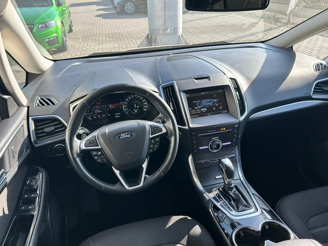 2016 Ford GALAXY - 12