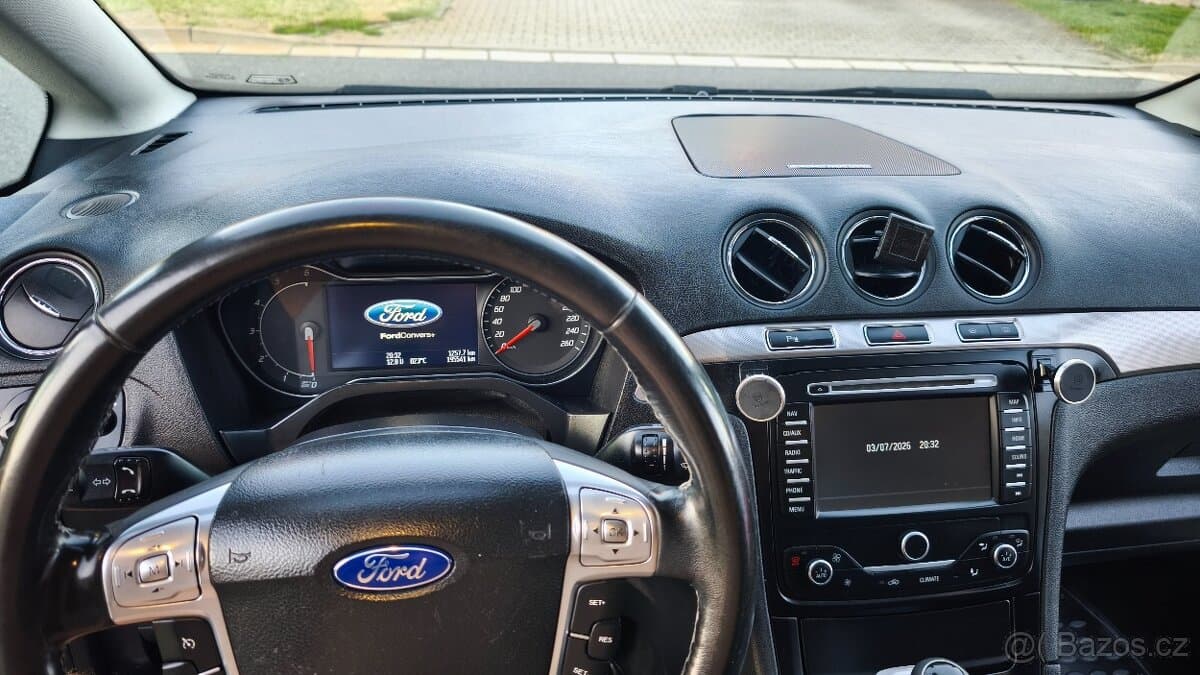 2014 Ford S-MAX - 12