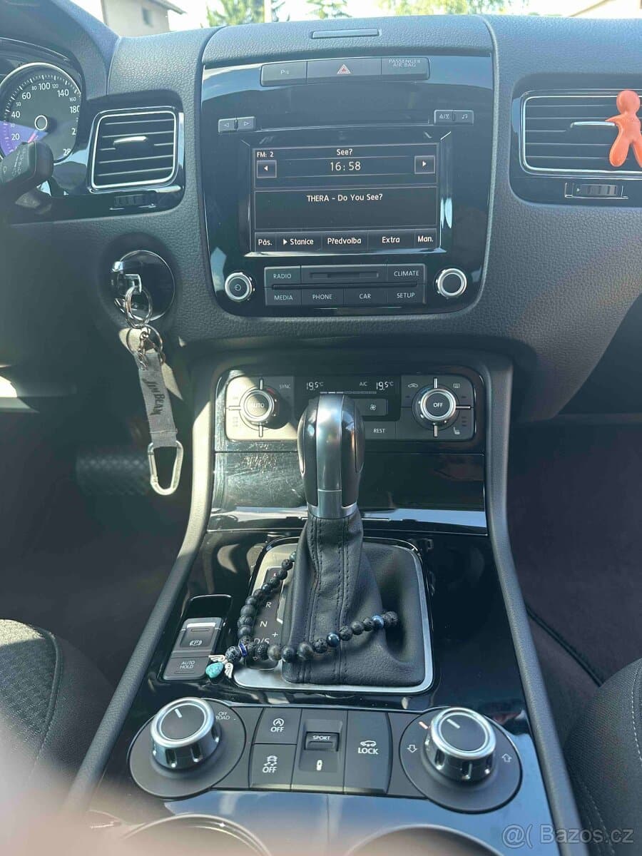 2014 Volkswagen TOUAREG - 12
