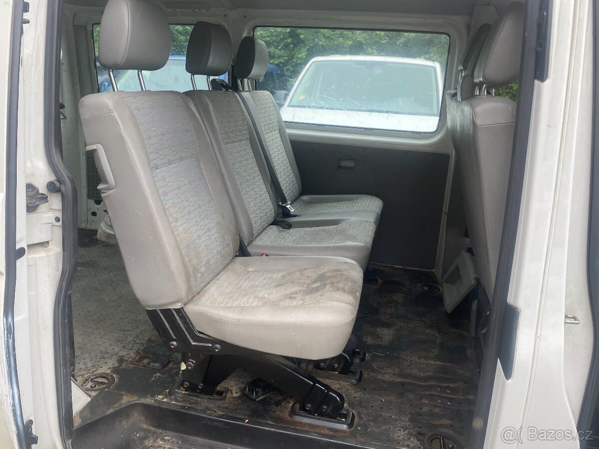 2010 Volkswagen TRANSPORTER - 12