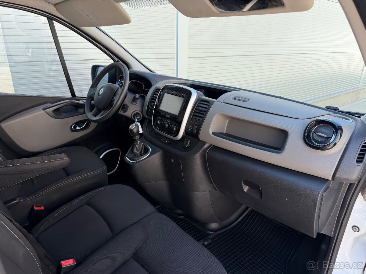 2018 Renault TRAFIC - 12