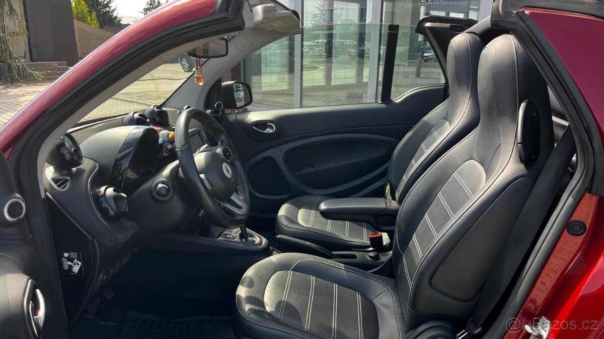 2020 Smart FORTWO - 12