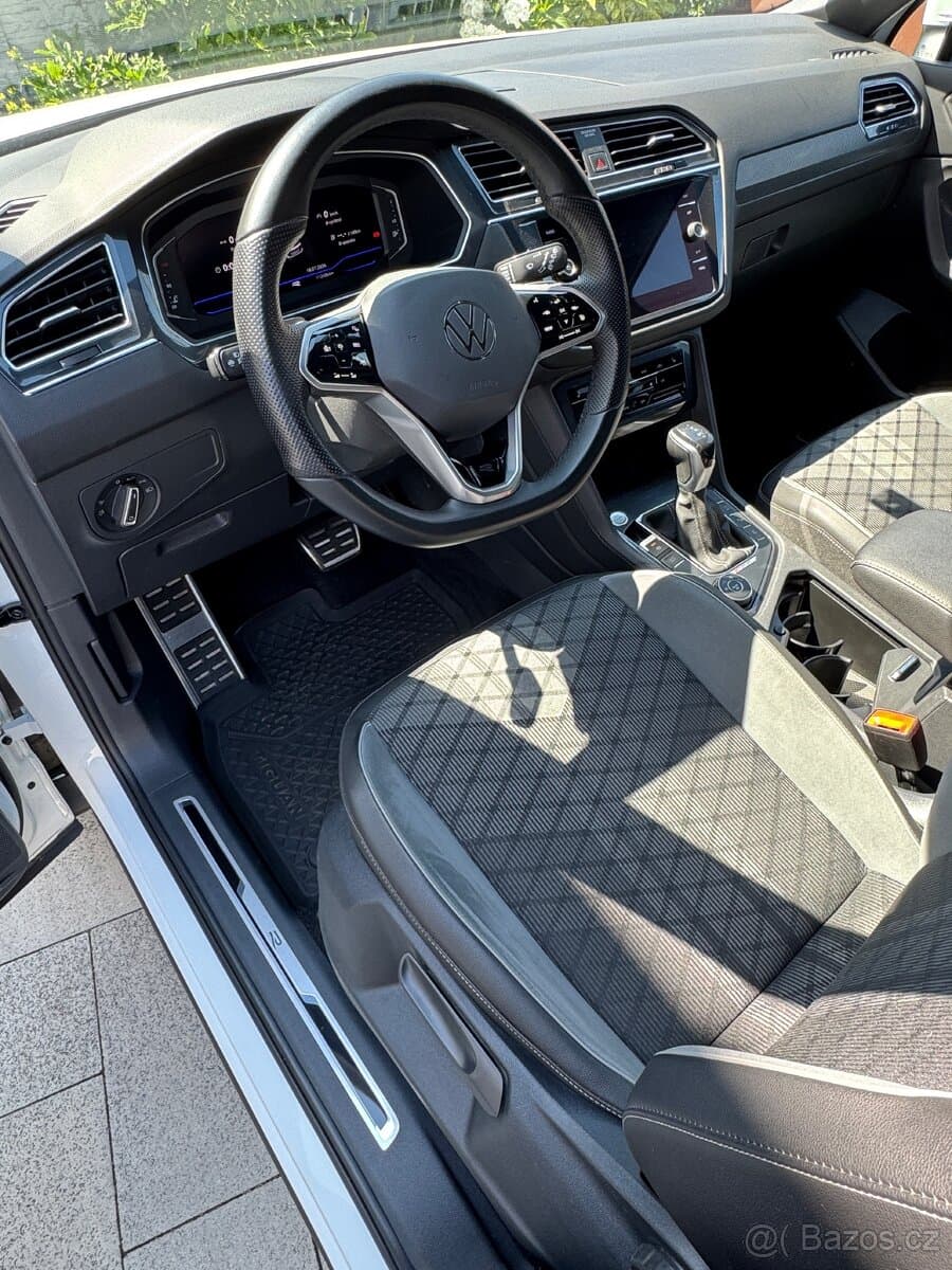 Volkswagen TIGUAN - 12