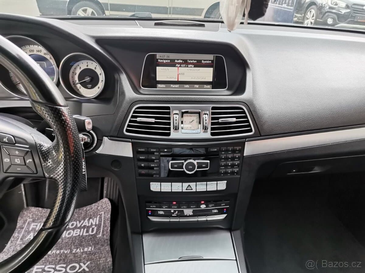 2013 Mercedes-Benz E-CLASS - 12