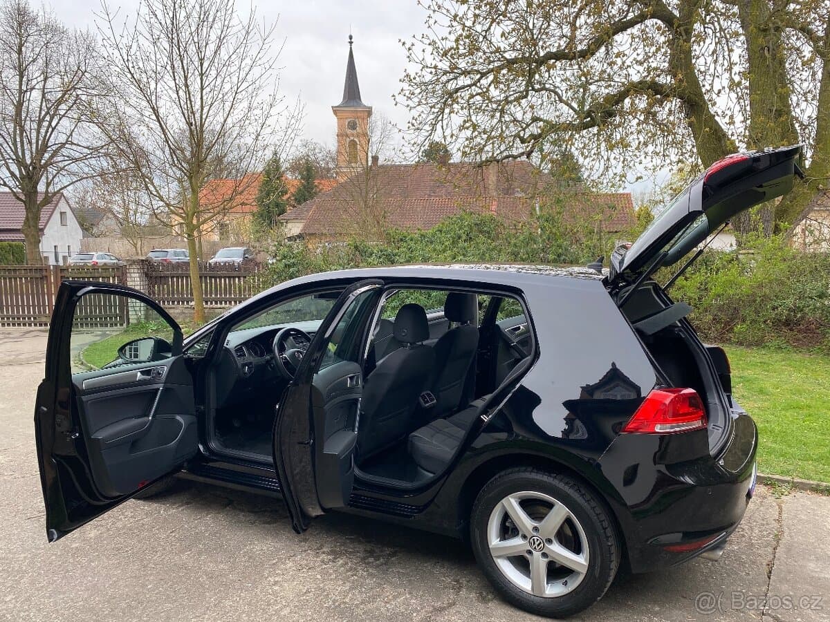 2013 Volkswagen GOLF - 12