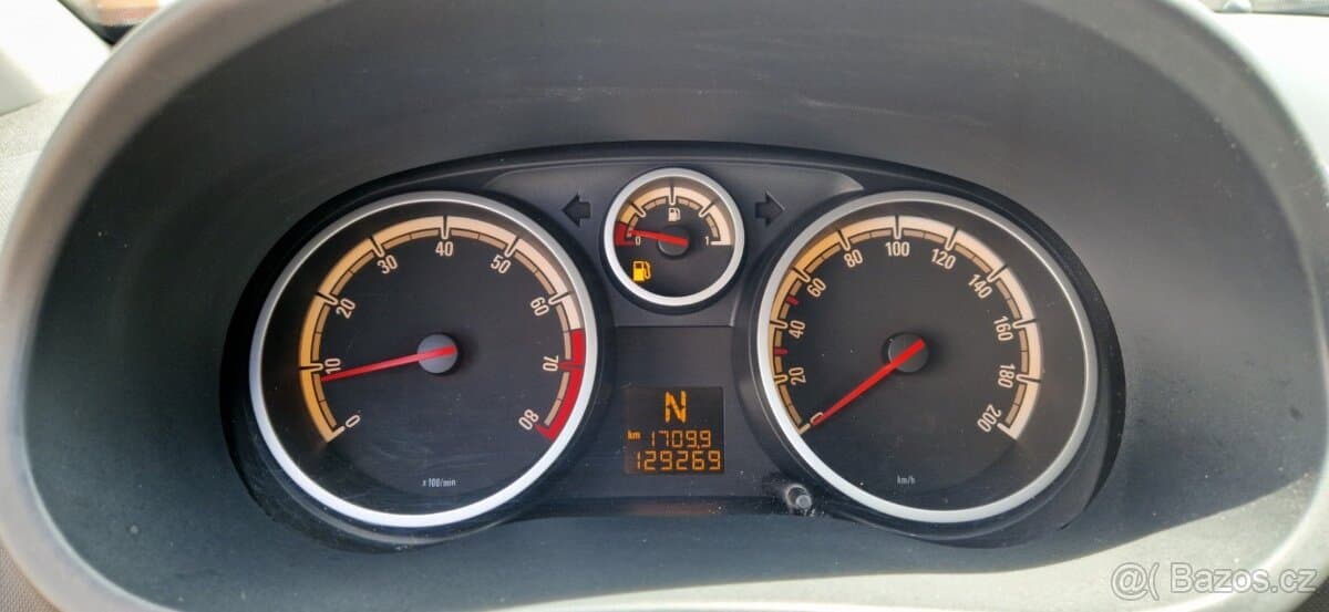 2009 Opel CORSA - 12