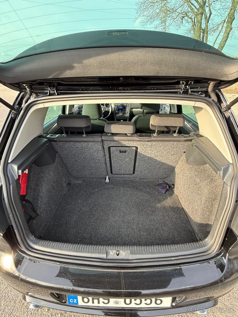 2012 Volkswagen GOLF - 12