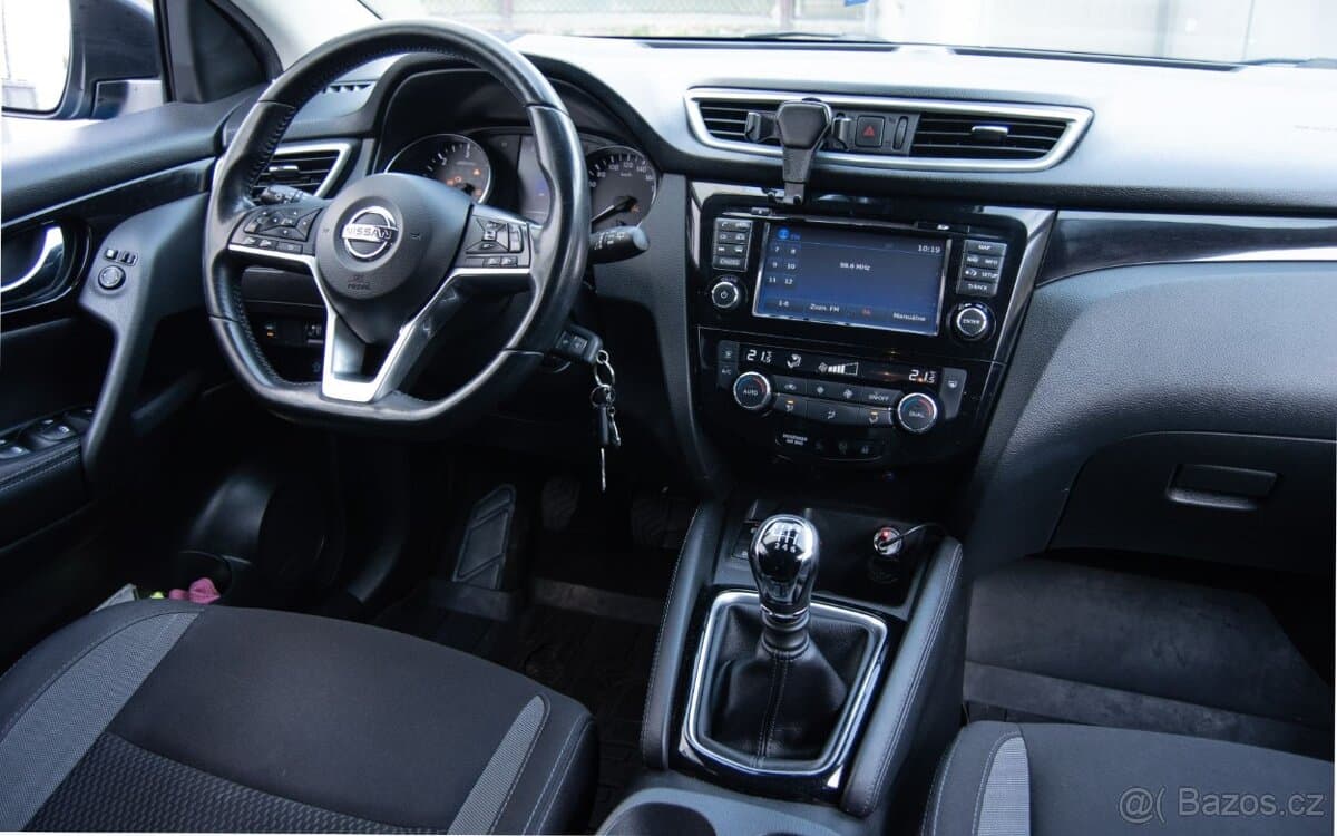 2018 Nissan QASHQAI - 12