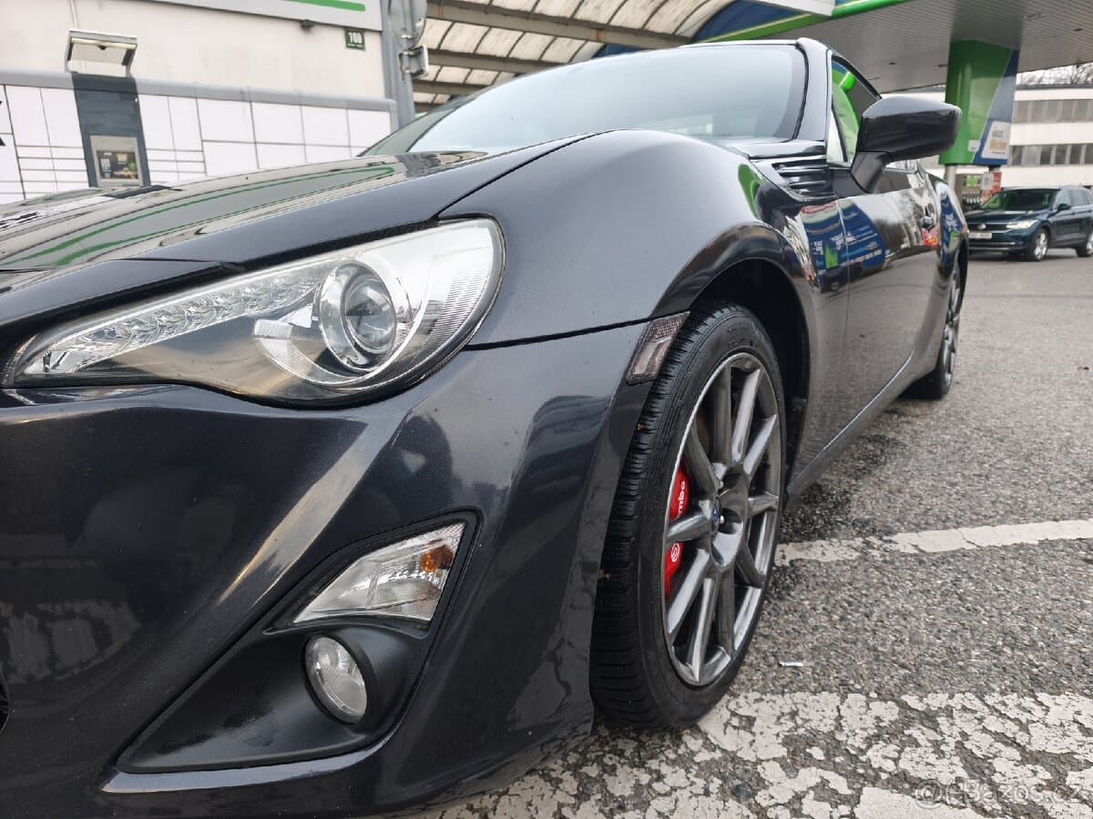 2017 Subaru BRZ - 12