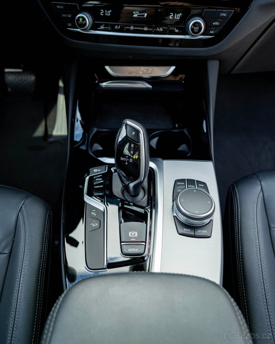 2020 BMW X3 - 12
