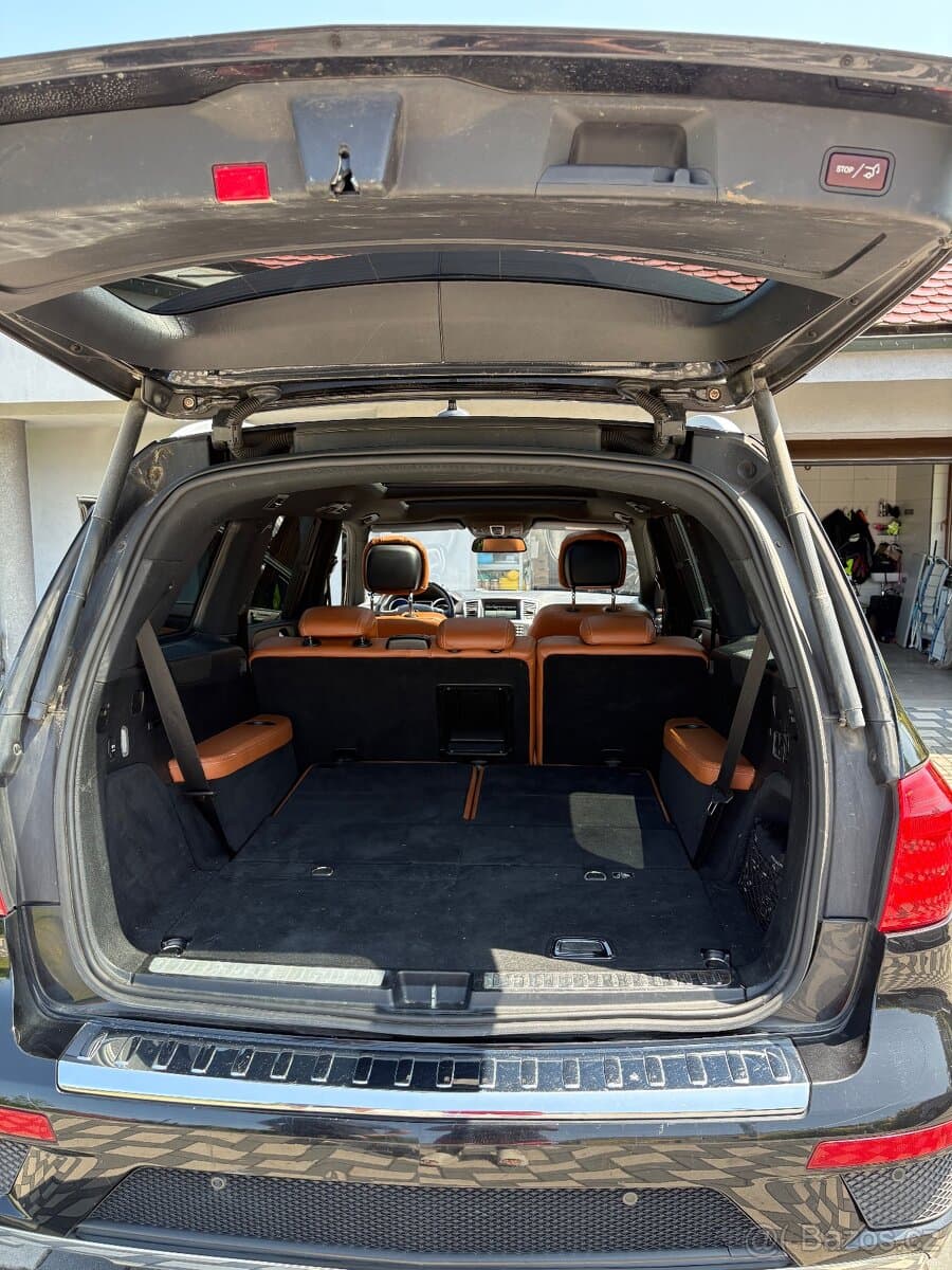 2015 Mercedes-Benz GL - 12