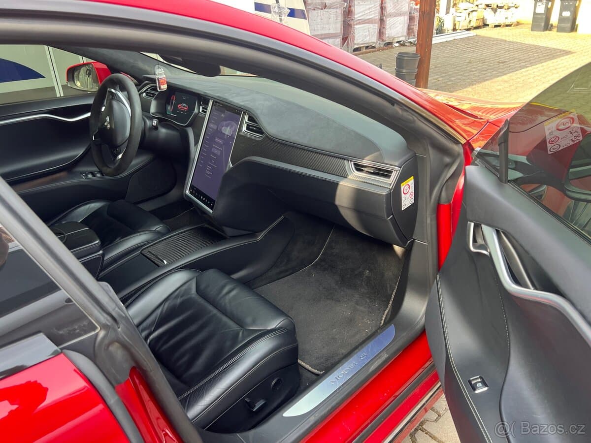 2017 Tesla MODEL S - 12