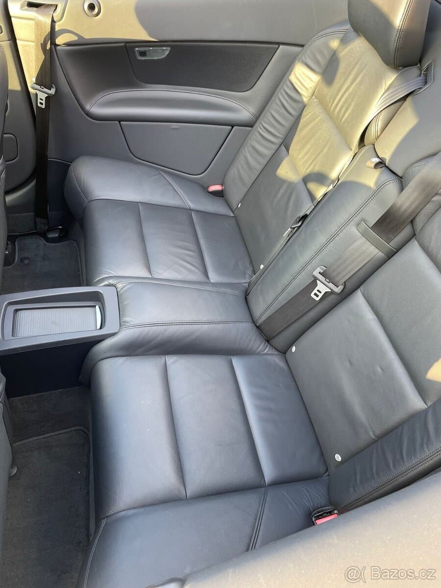 2011 Volvo C70 - 12