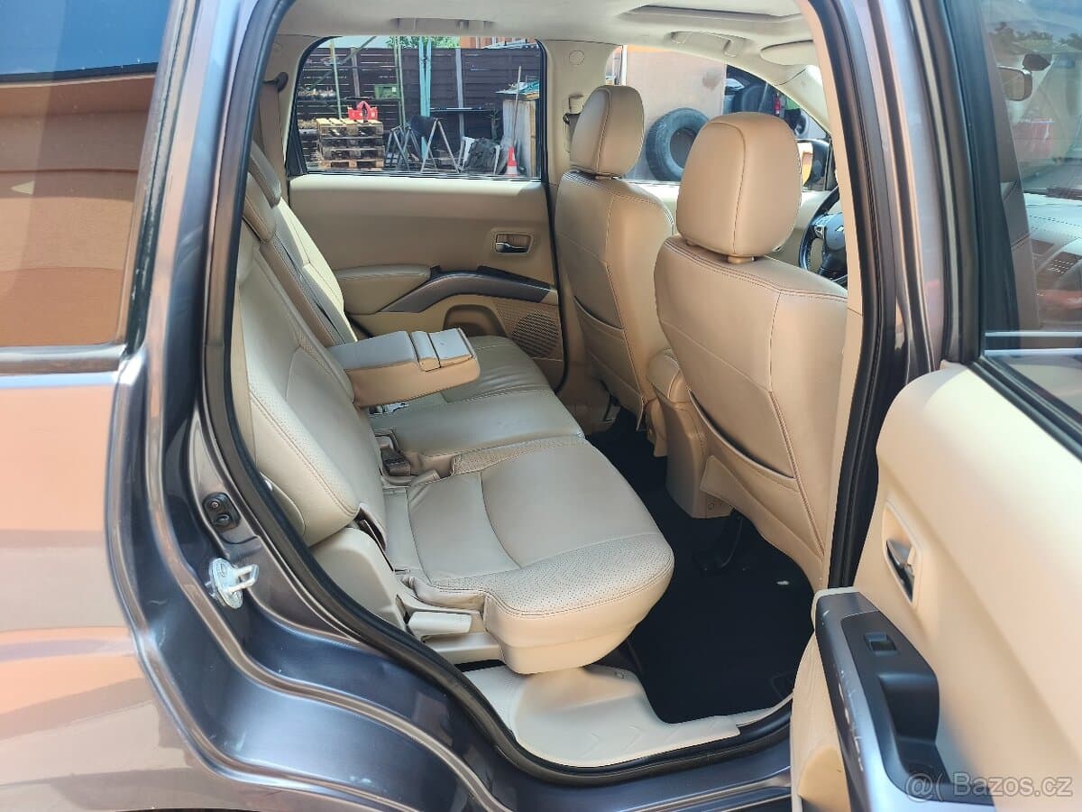 2007 Mitsubishi OUTLANDER - 12