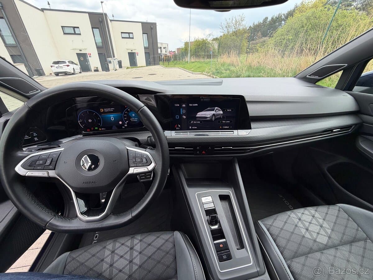 2021 Volkswagen GOLF - 12
