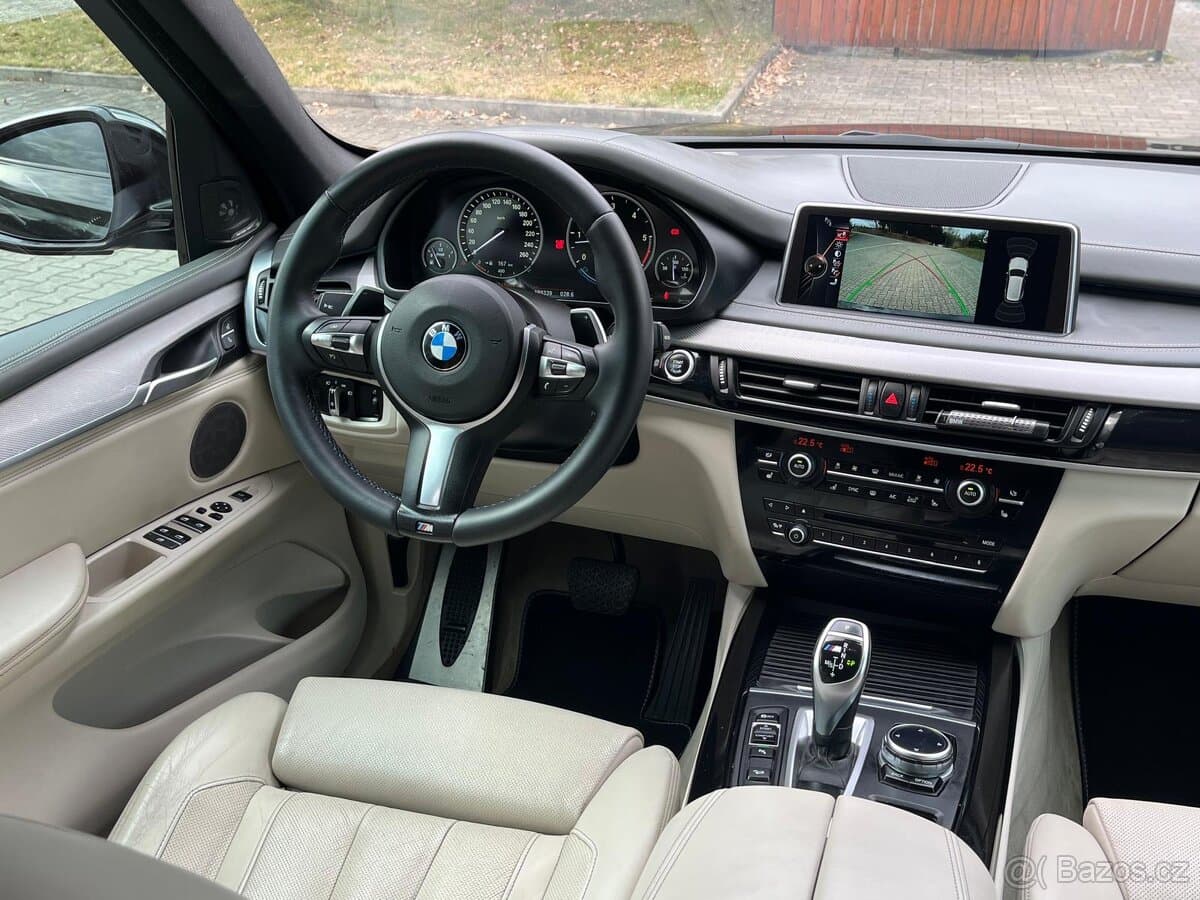 2014 BMW M5 - 12