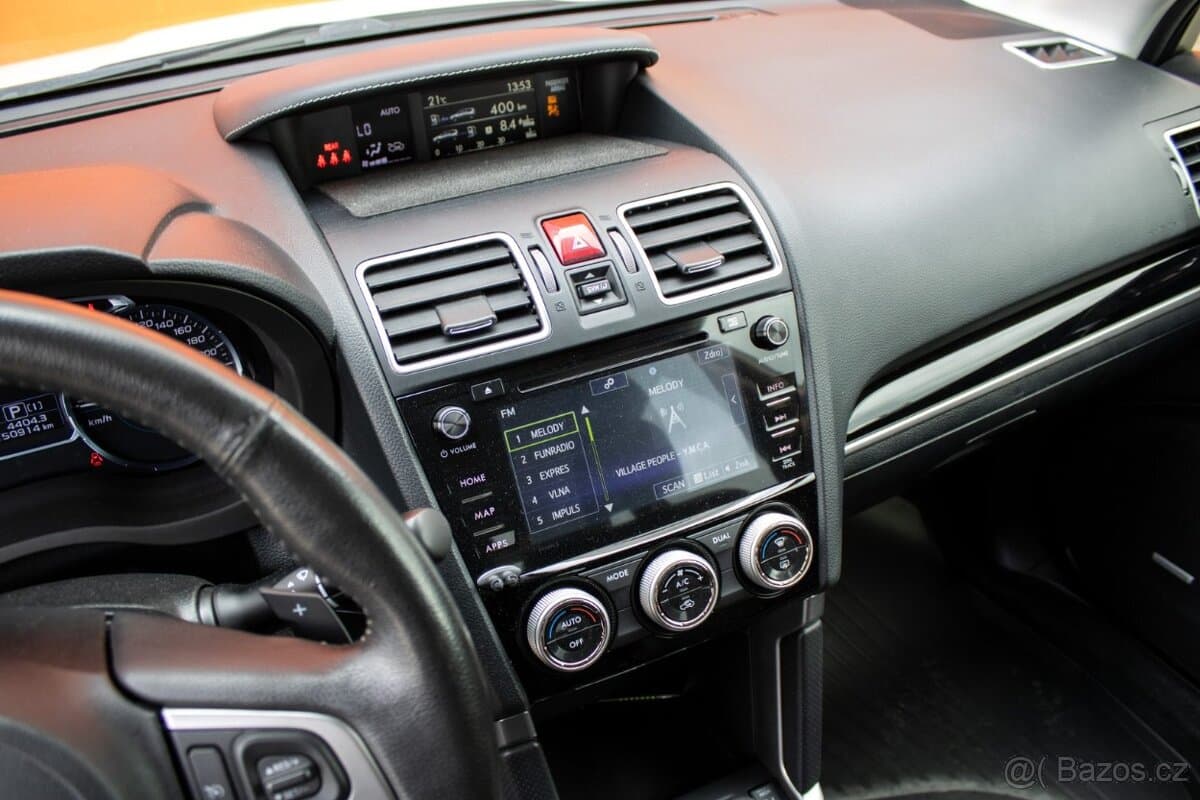 2018 Subaru FORESTER - 12