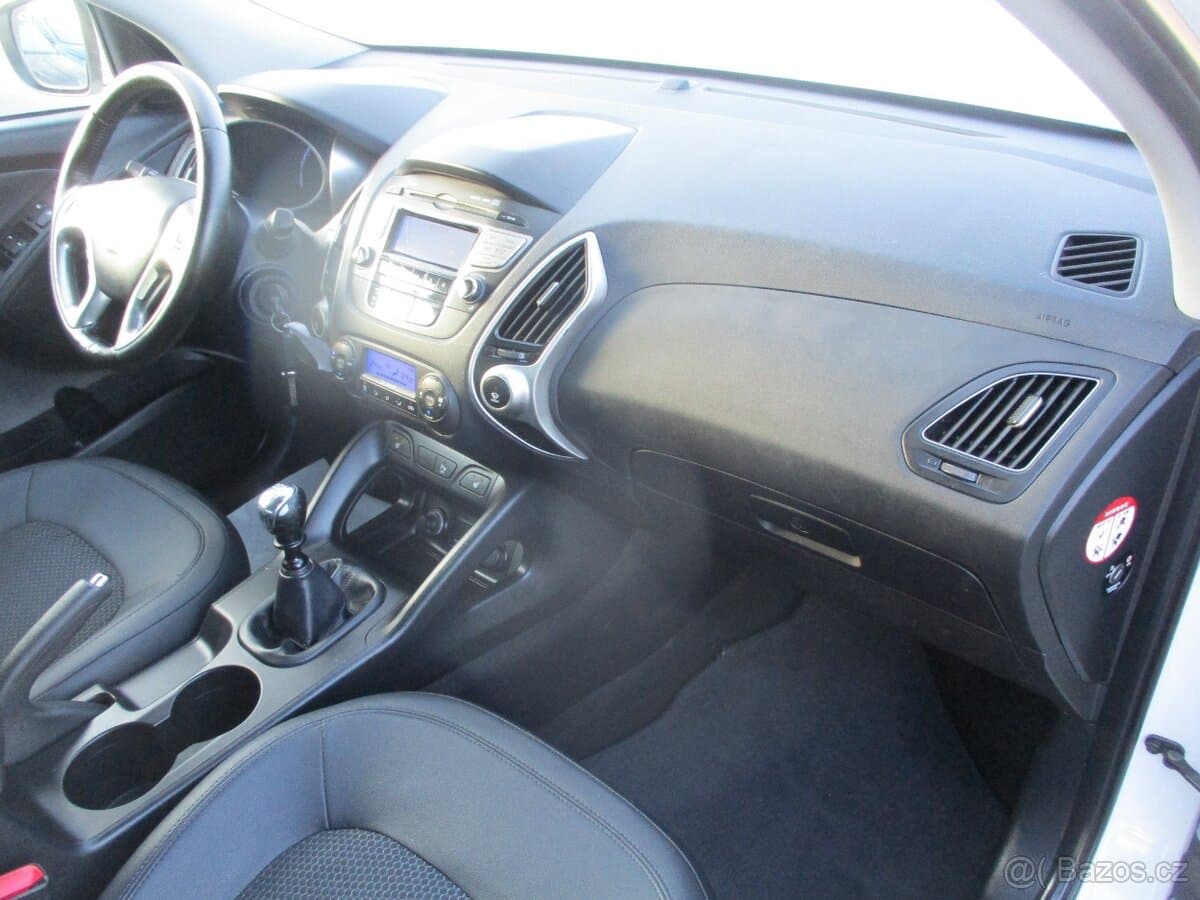 2011 Hyundai ix35 - 12