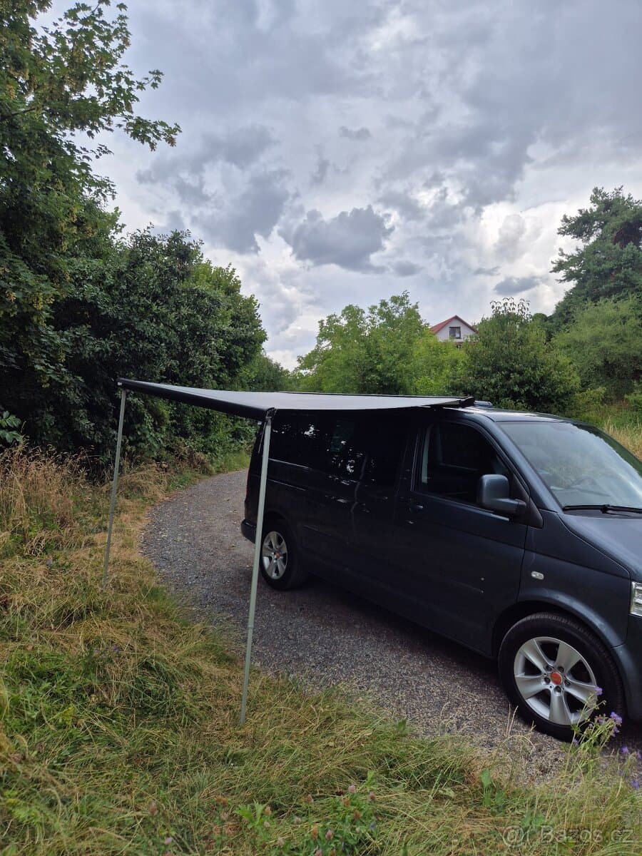 Volkswagen MULTIVAN - 12