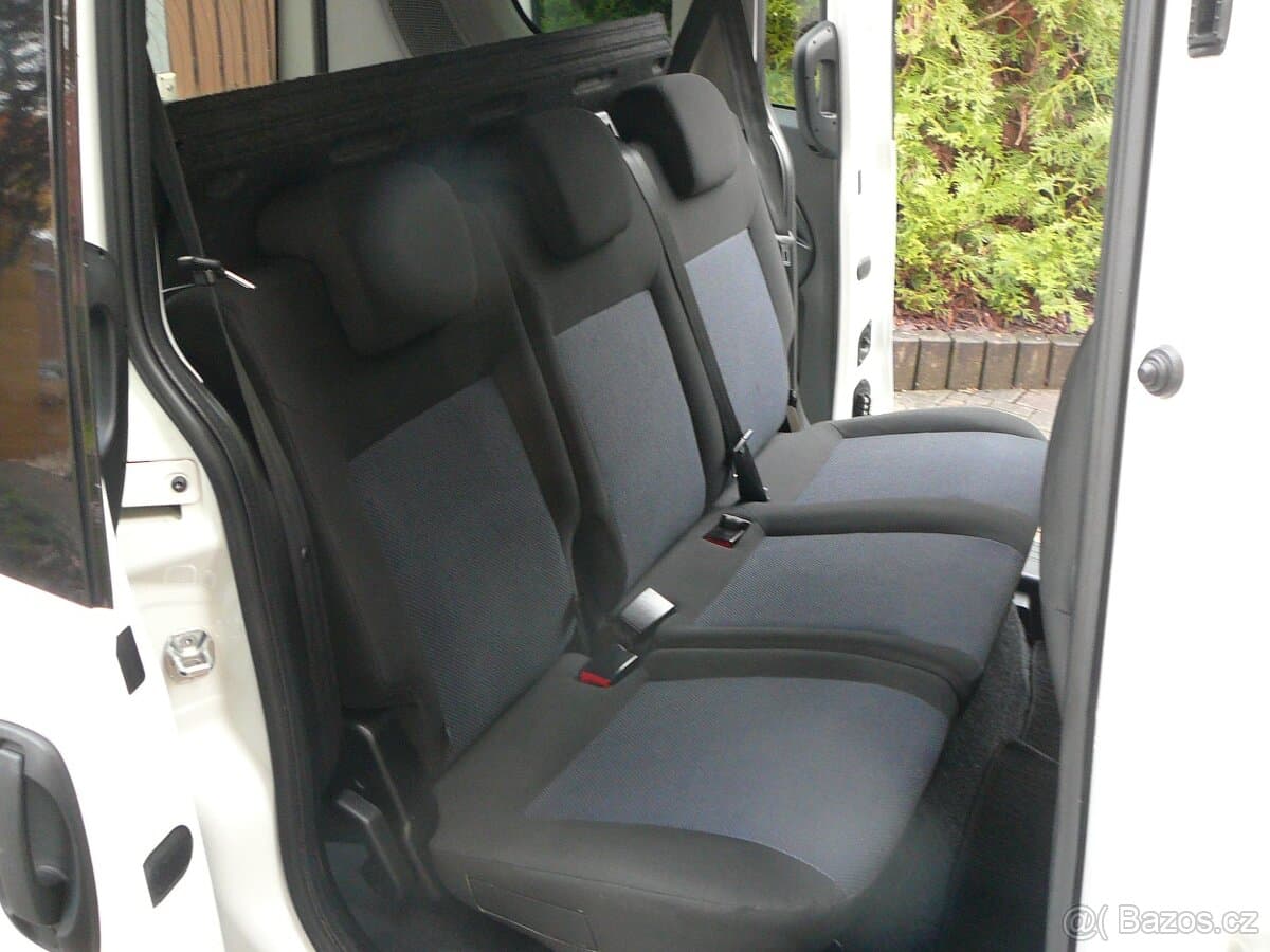 2017 Opel COMBO - 12
