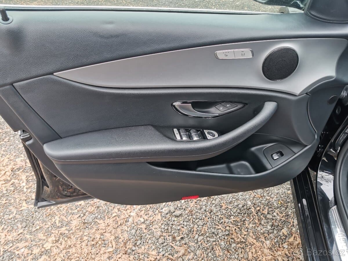 2019 Mercedes-Benz OSTATNÍ - 12