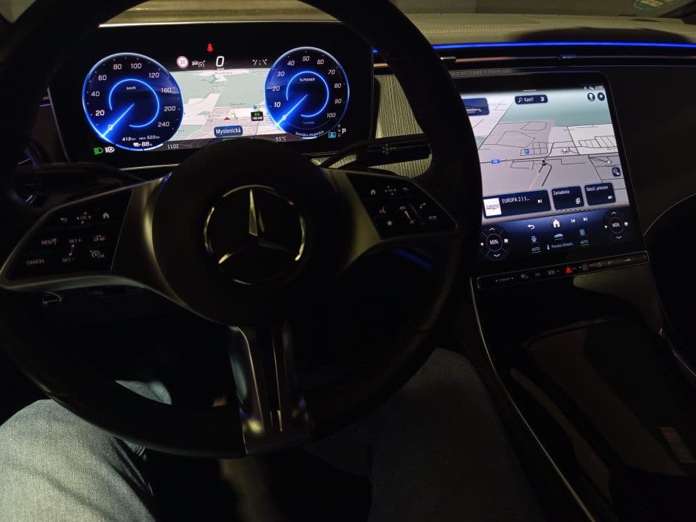 2023 Mercedes-Benz EQE - 12