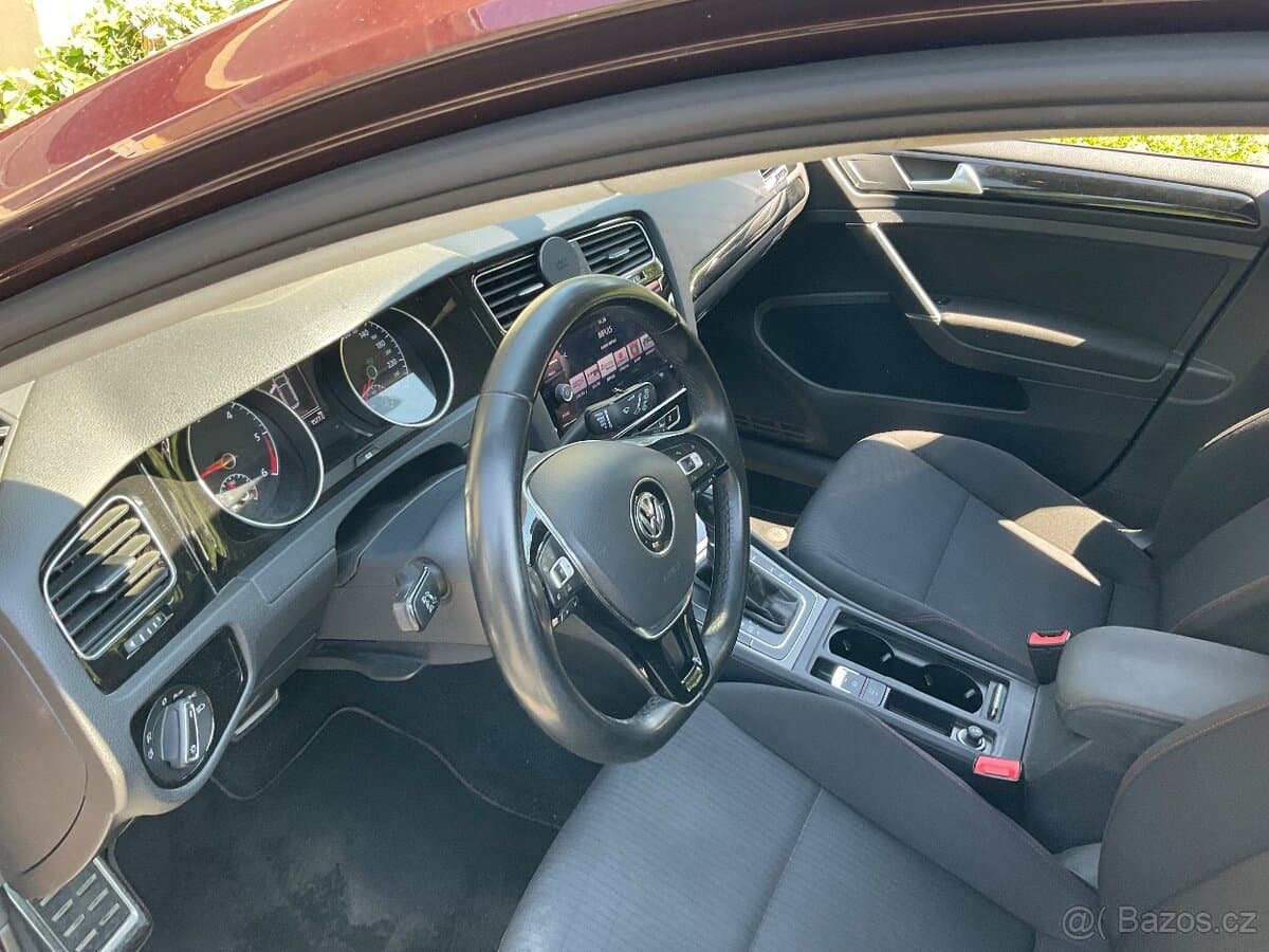 2017 Volkswagen GOLF - 12