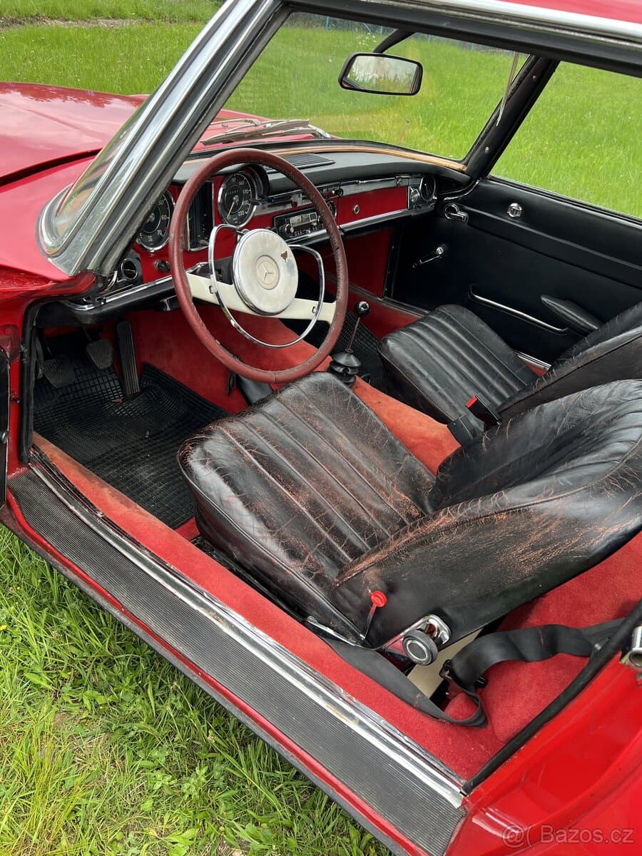 1966 Mercedes-Benz SL - 12