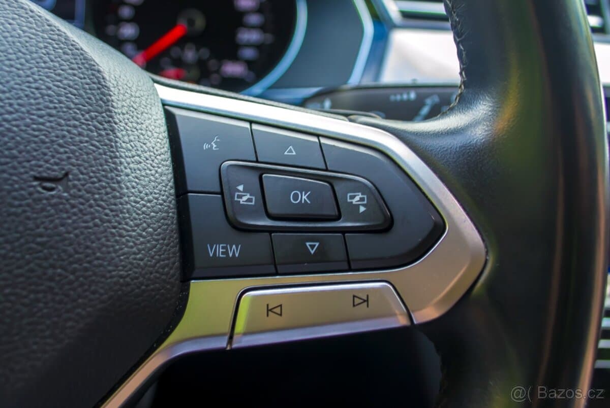 2020 Volkswagen PASSAT - 12