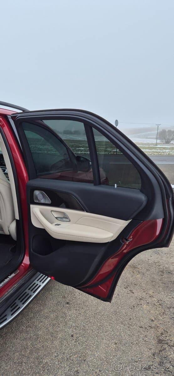 2021 Mercedes-Benz GL - 12