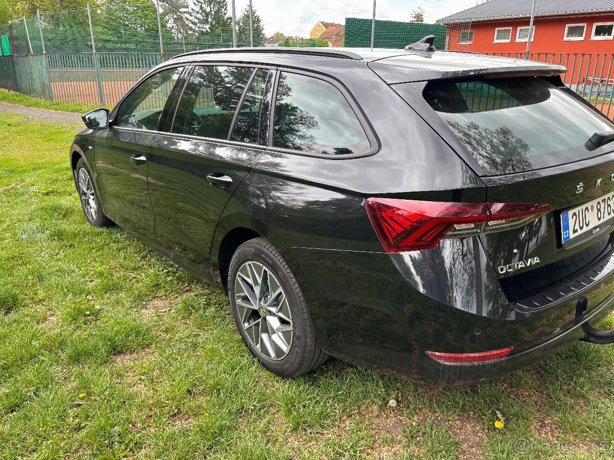 2023 Škoda OCTAVIA - 12