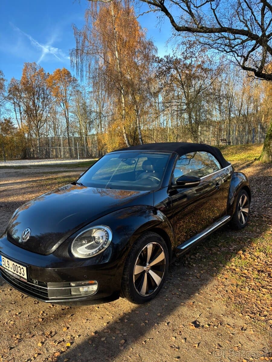 2018 Volkswagen BEETLE - 12