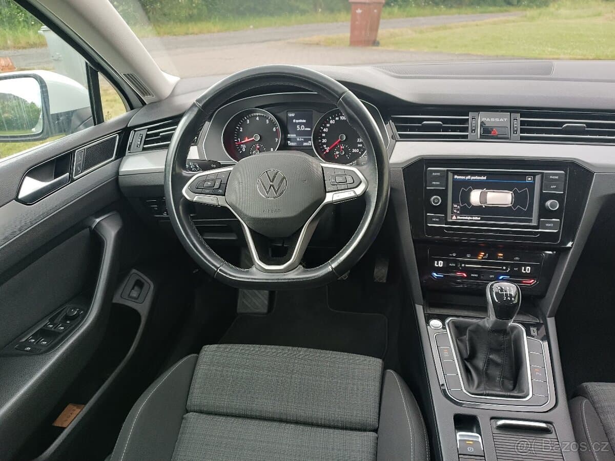2020 Volkswagen PASSAT - 12