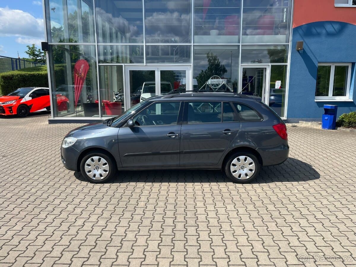 2010 Škoda FABIA - 12