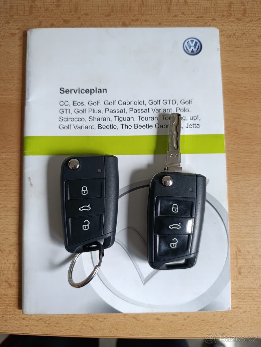Volkswagen GOLF - 12