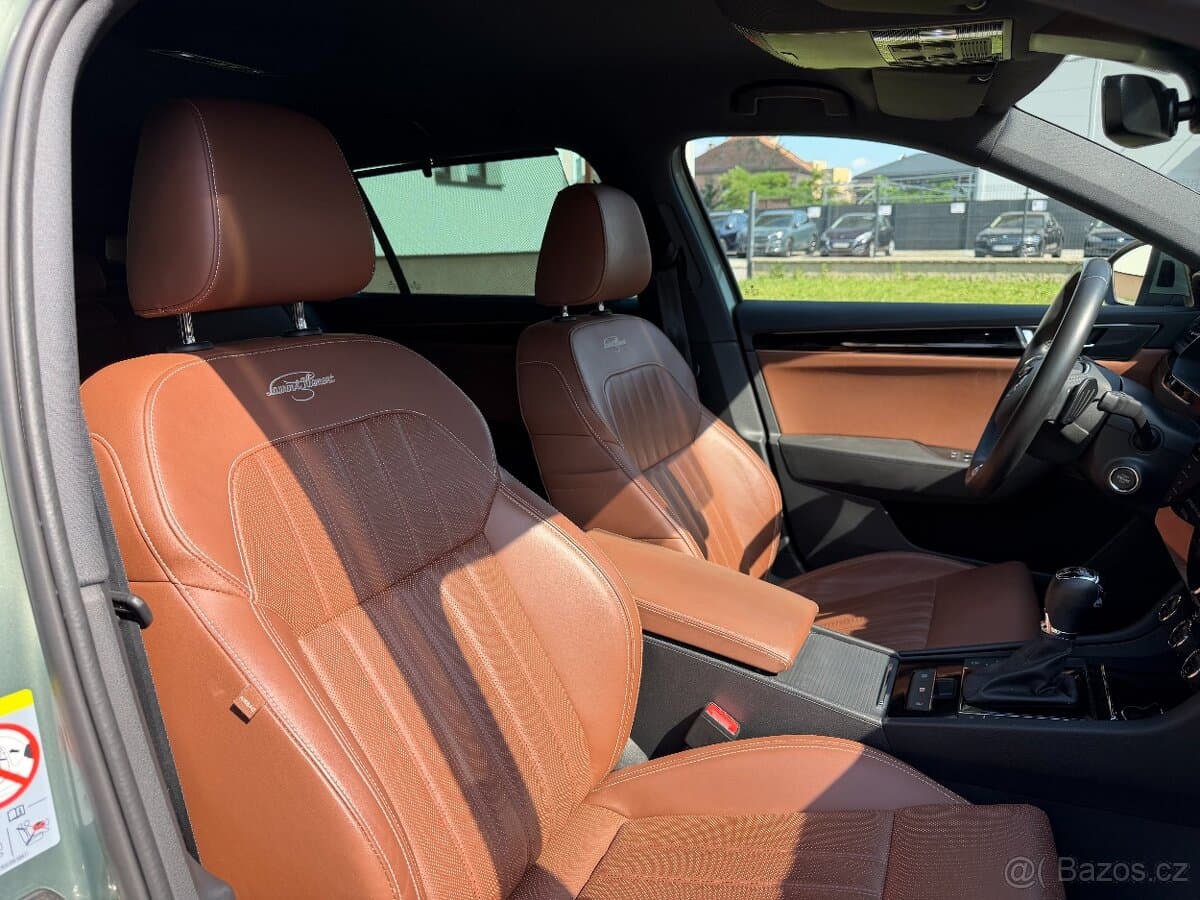 2022 Škoda SUPERB - 12