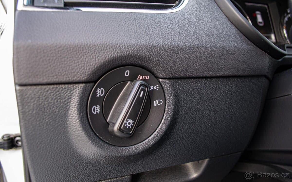 2014 Škoda OCTAVIA - 12