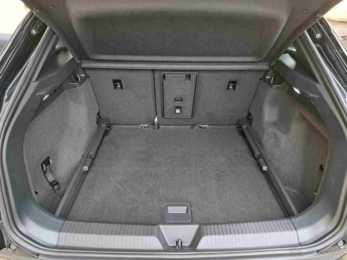 2023 Volkswagen ID.4 - 12
