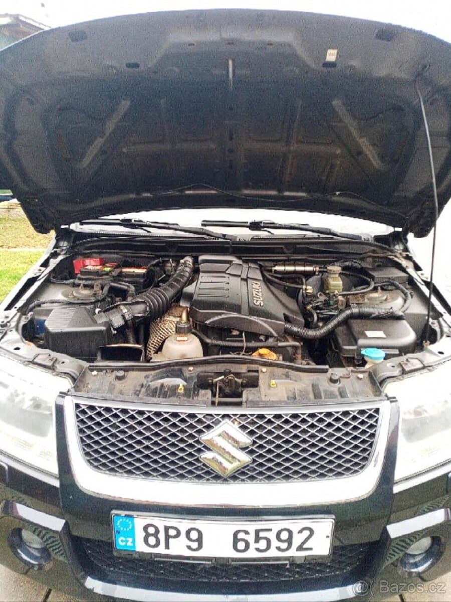 Suzuki GRAND - 12