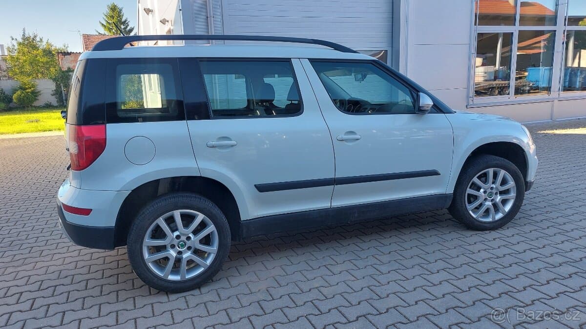 2015 Škoda YETI - 12
