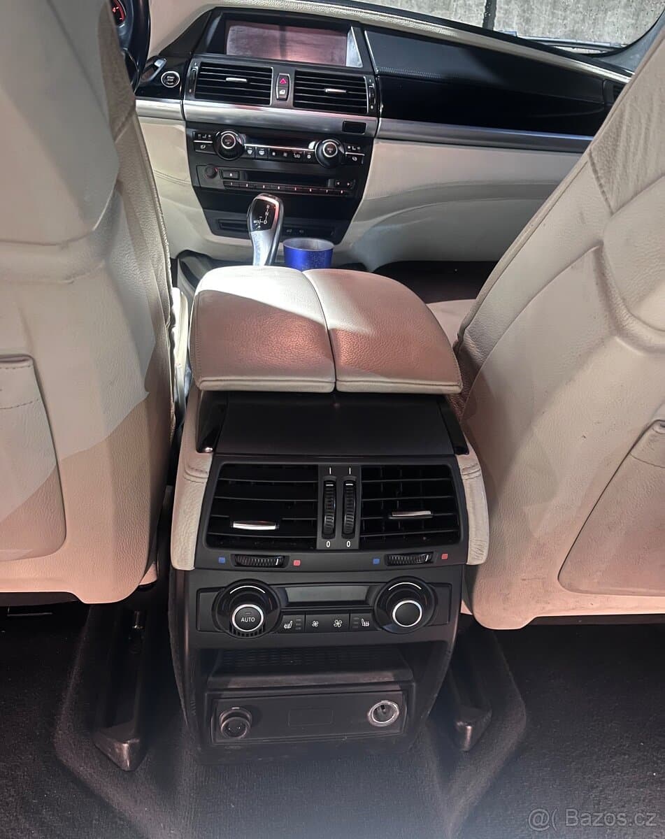 BMW X5 - 12