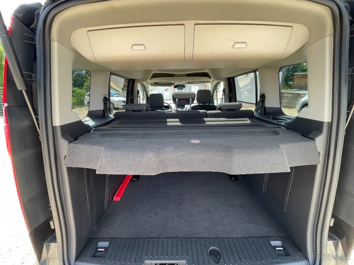 2015 Ford TOURNEO - 12