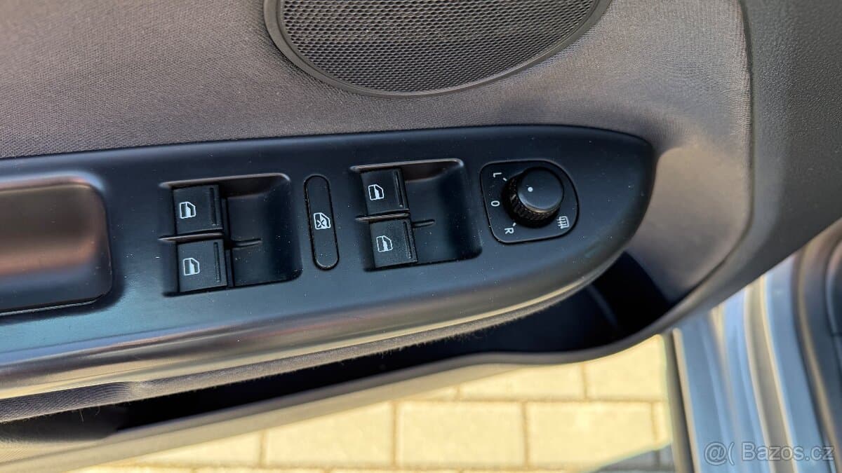 2013 Volkswagen GOLF - 12